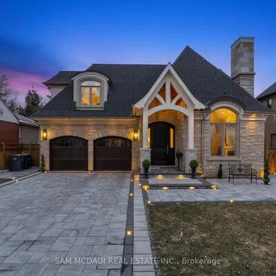 1285, Minnewaska, Mineola, Mississauga