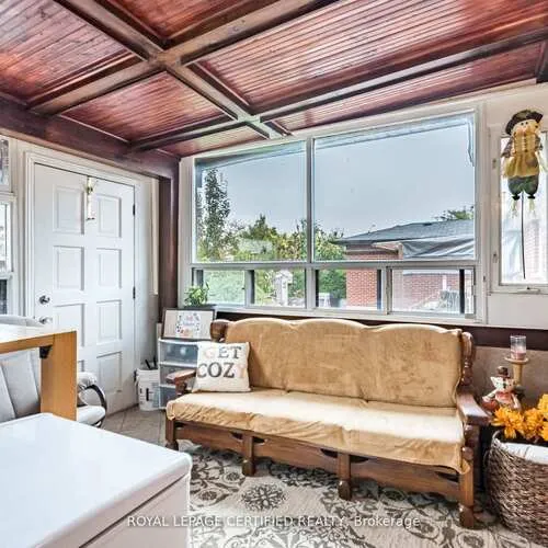 Premium freehold home for sale: 7497, Middleshire, Malton, Mississauga