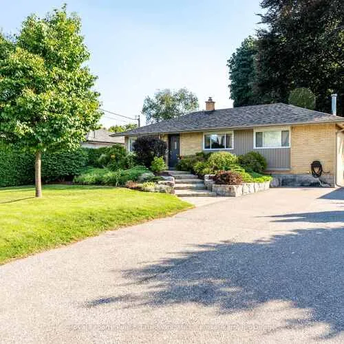 Premium freehold home for sale: 2176, Florian, Cooksville, Mississauga