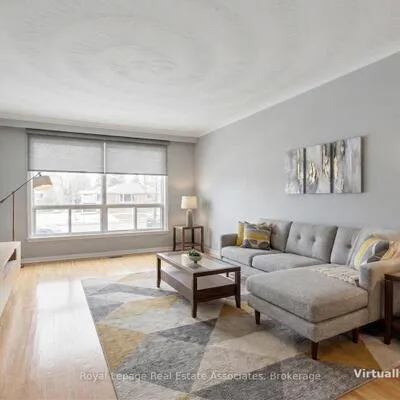 652,&nbsp;Eversley, Mississauga Valleys, Mississauga