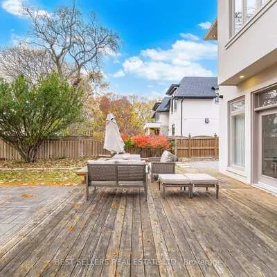 898,&nbsp;Parkland Ave, Clarkson, Mississauga