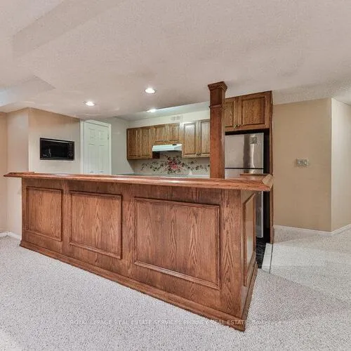 Premium freehold home for sale: 3952, Rolling Valley, Erin Mills, Mississauga