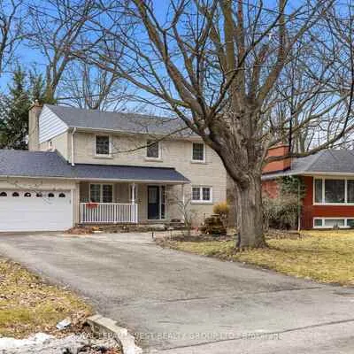 3334,&nbsp;Enniskillen, Erindale, Mississauga