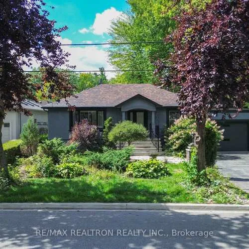 Premium freehold home for sale: 1480, Kenmuir, Mineola, Mississauga