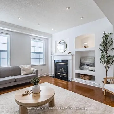 7123,&nbsp;GILLESPIE, Meadowvale Village, Mississauga