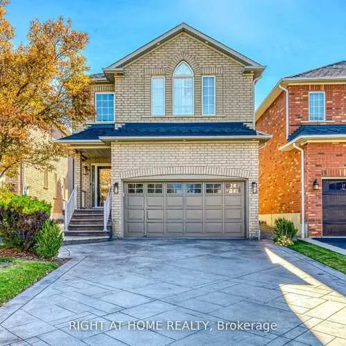 Premium freehold home for sale: 814, Brass Winds, Meadowvale Village, Mississauga