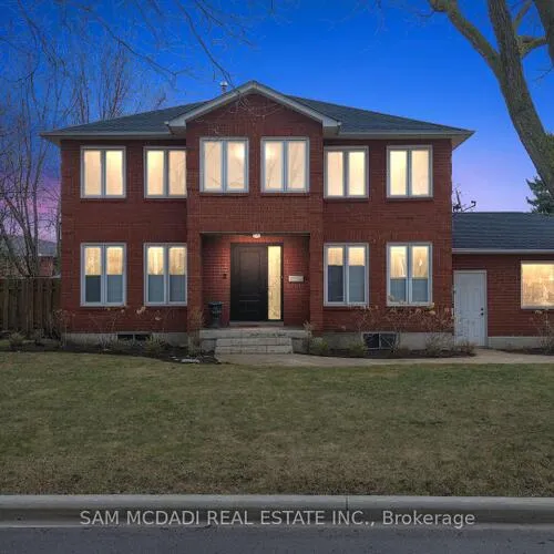 Premium freehold home for sale: 4025, Rolling Valley, Erin Mills, Mississauga