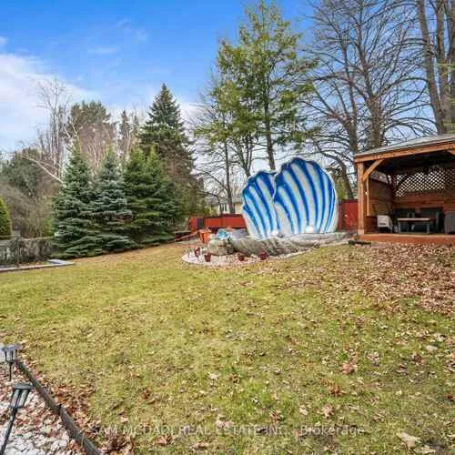 Premium freehold home for sale: 1434, Petrie, Clarkson, Mississauga