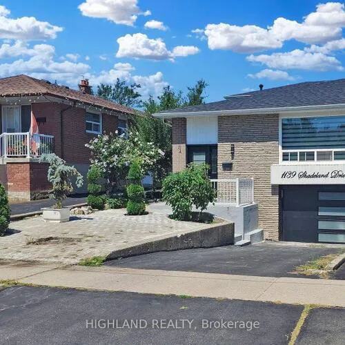 Premium freehold home for sale: 1139, Shadeland, Erindale, Mississauga