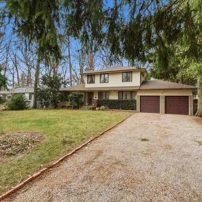95,&nbsp;Oakes, Mineola, Mississauga