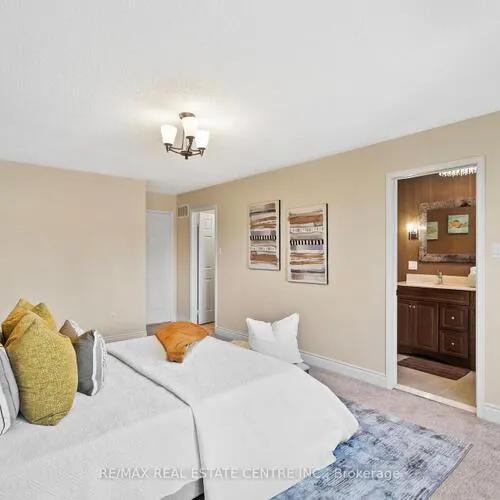 Premium freehold home for sale: 2879, Westbury, Central Erin Mills, Mississauga