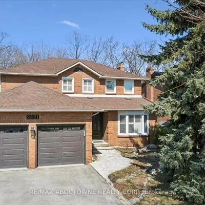 2421,&nbsp;Hargood, Streetsville, Mississauga