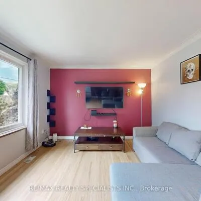 3392,&nbsp;Sonja, Malton, Mississauga