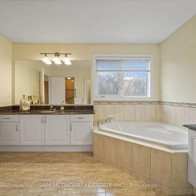 3352,&nbsp;Erin Centre, Churchill Meadows, Mississauga