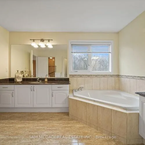 Premium freehold home for sale: 3352, Erin Centre, Churchill Meadows, Mississauga