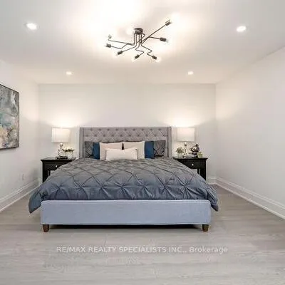 7123,&nbsp;White Pine, Meadowvale Village, Mississauga