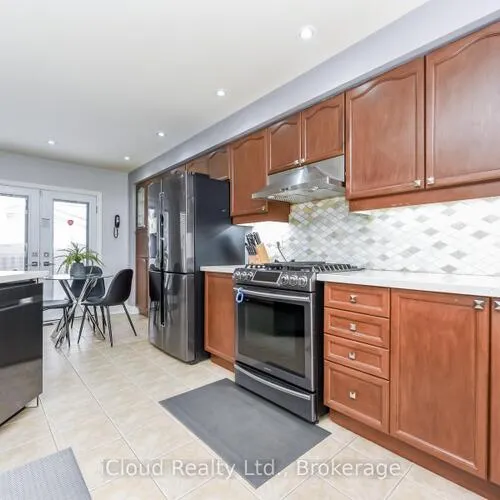 Premium freehold home for sale: 5922, Delle Donne, Churchill Meadows, Mississauga