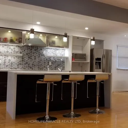 Premium freehold home for sale: 487, Wallenberg, Creditview, Mississauga