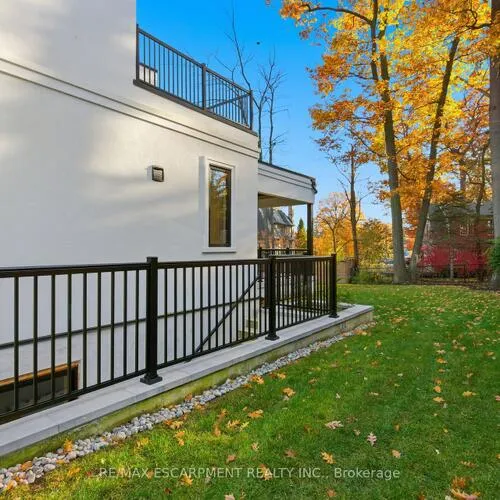 Premium freehold home for sale: 1380, Birchwood Heights, Mineola, Mississauga