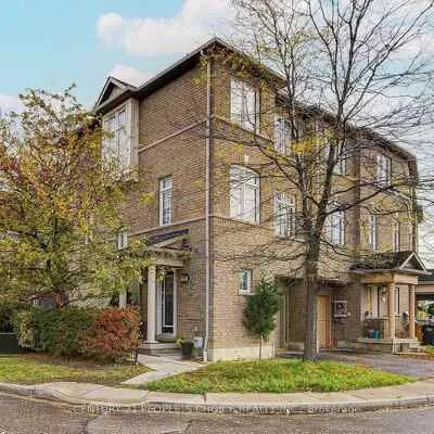 7035,&nbsp;Rexwood, Malton, Mississauga