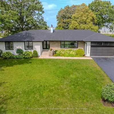 1253,&nbsp;Melton, Lakeview, Mississauga