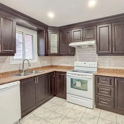 3485,&nbsp;Oakglade, Erindale, Mississauga