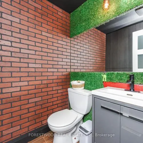 Premium freehold home for sale: 1690, Saltdene, Rathwood, Mississauga