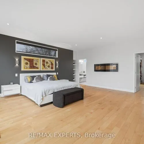 Premium freehold home for sale: 1527, Glenhill, Lorne Park, Mississauga