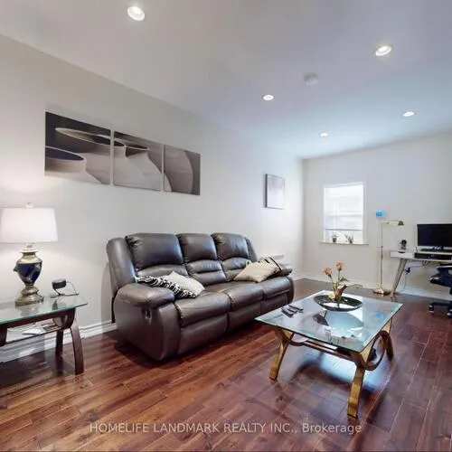 Premium freehold home for sale: 2603, Bromsgrove, Clarkson, Mississauga