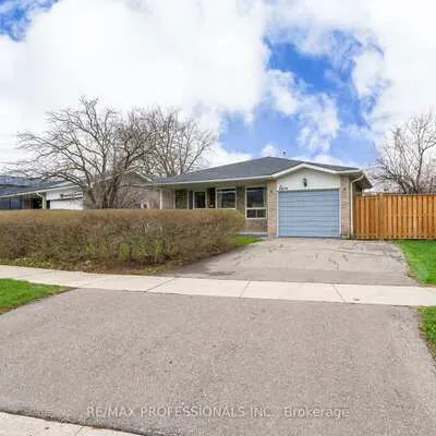 2679,&nbsp;Frankston, Erin Mills, Mississauga