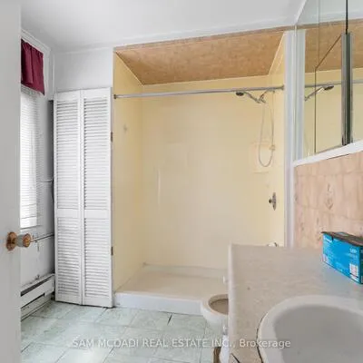 1062,&nbsp;West, Lakeview, Mississauga