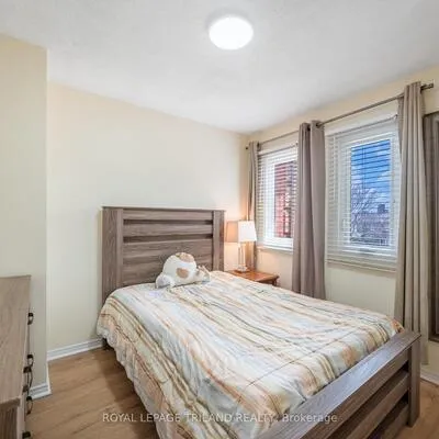 5335,&nbsp;Richborough, Hurontario, Mississauga