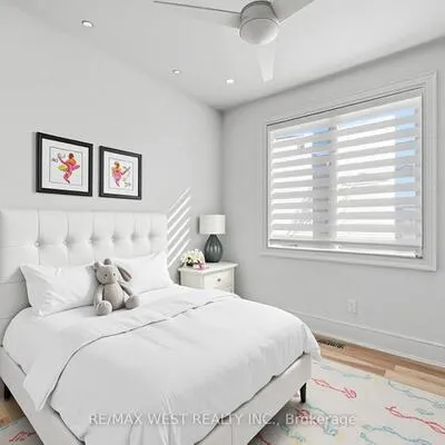 2267,&nbsp;Fifth, Sheridan, Mississauga