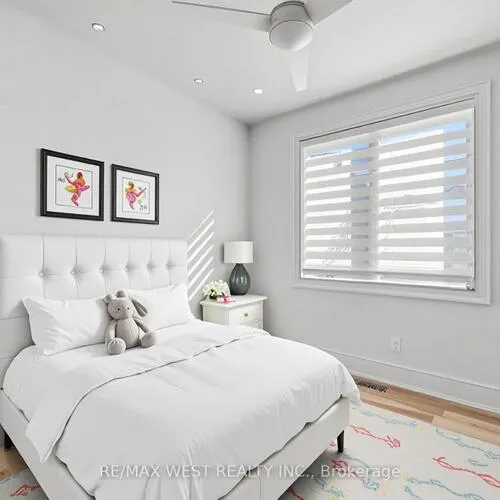 Premium freehold home for sale: 2267, Fifth, Sheridan, Mississauga