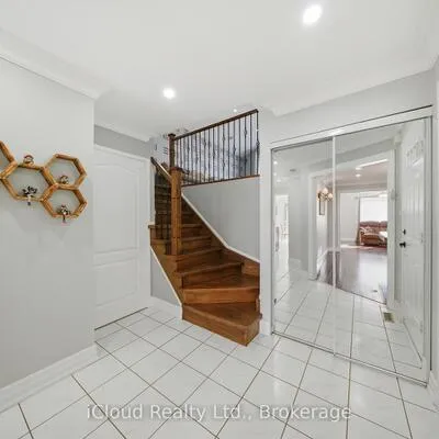 7389,&nbsp;Sandhurst, Lisgar, Mississauga