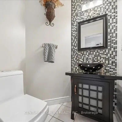 1031,&nbsp;Blueheron, East Credit, Mississauga