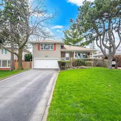 3590,&nbsp;Fieldgate, Applewood, Mississauga