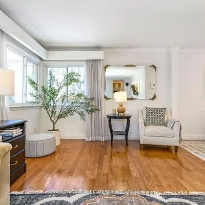 1602,&nbsp;Carletta, Lakeview, Mississauga