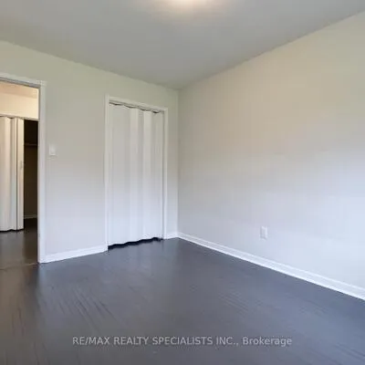 2513,&nbsp;Thorn Lodge, Sheridan, Mississauga