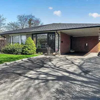 1166,&nbsp;Kingsholm, Applewood, Mississauga