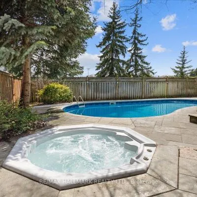 3574,&nbsp;Irwin, Erin Mills, Mississauga