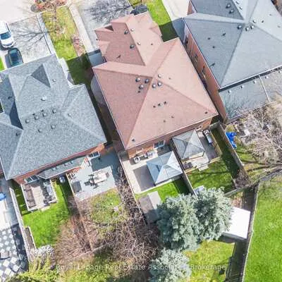 7168,&nbsp;Waldorf, Meadowvale Village, Mississauga