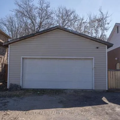 38,&nbsp;Cattrick, Malton, Mississauga
