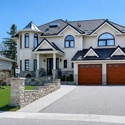 3496,&nbsp;Burningoak, Applewood, Mississauga