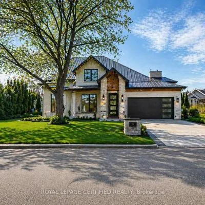 1348,&nbsp;Hollyrood, Mineola, Mississauga