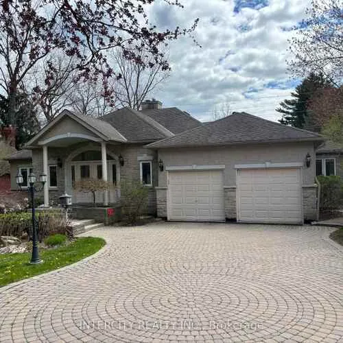 Premium freehold home for sale: 1262, Mississauga, Lorne Park, Mississauga