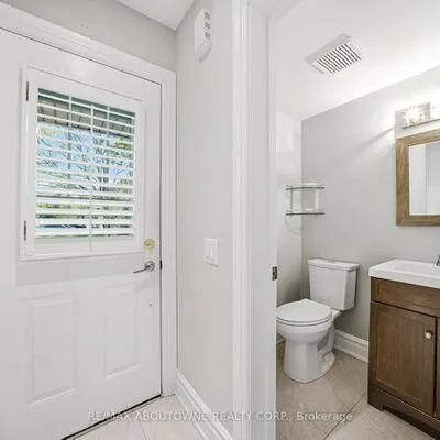 5129,&nbsp;Boardwalk, Hurontario, Mississauga