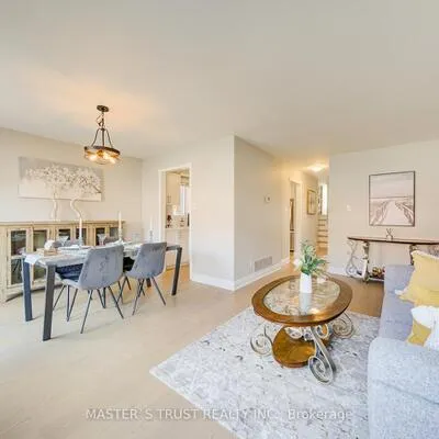 1017,&nbsp;Lucerne, Creditview, Mississauga