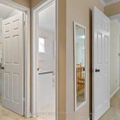 2138,&nbsp;Burbank, Erin Mills, Mississauga