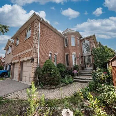 2524,&nbsp;Paula, Sheridan, Mississauga